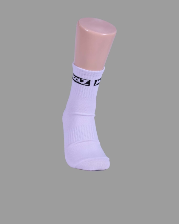 AZIU002